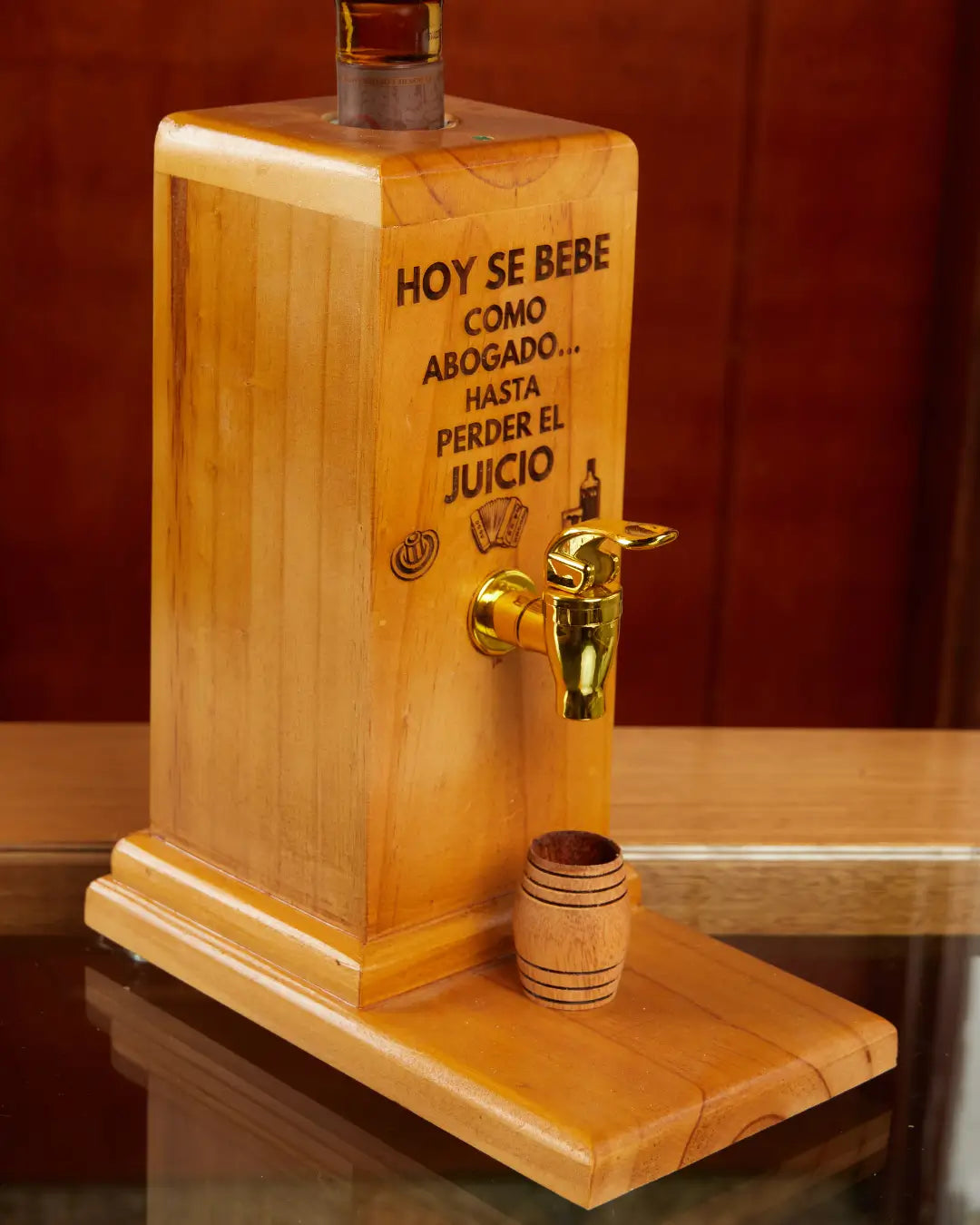 Dispensador de licor Master® Marrón