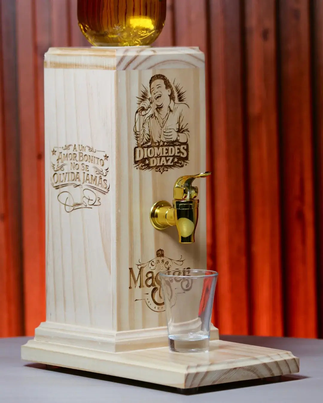 Dispensador de licor tributo cantantes