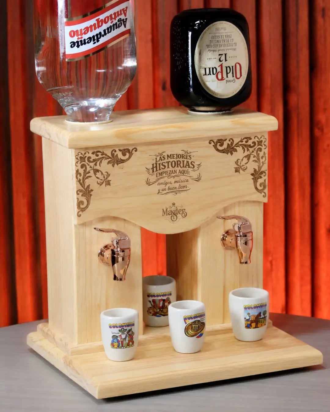 Dispensador de licor Multibotella
