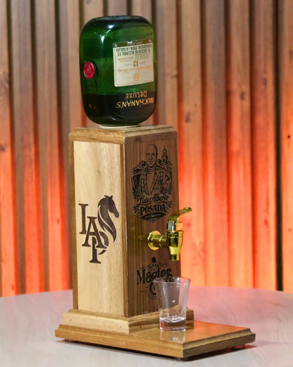 Dispensador de licor tributo cantantes